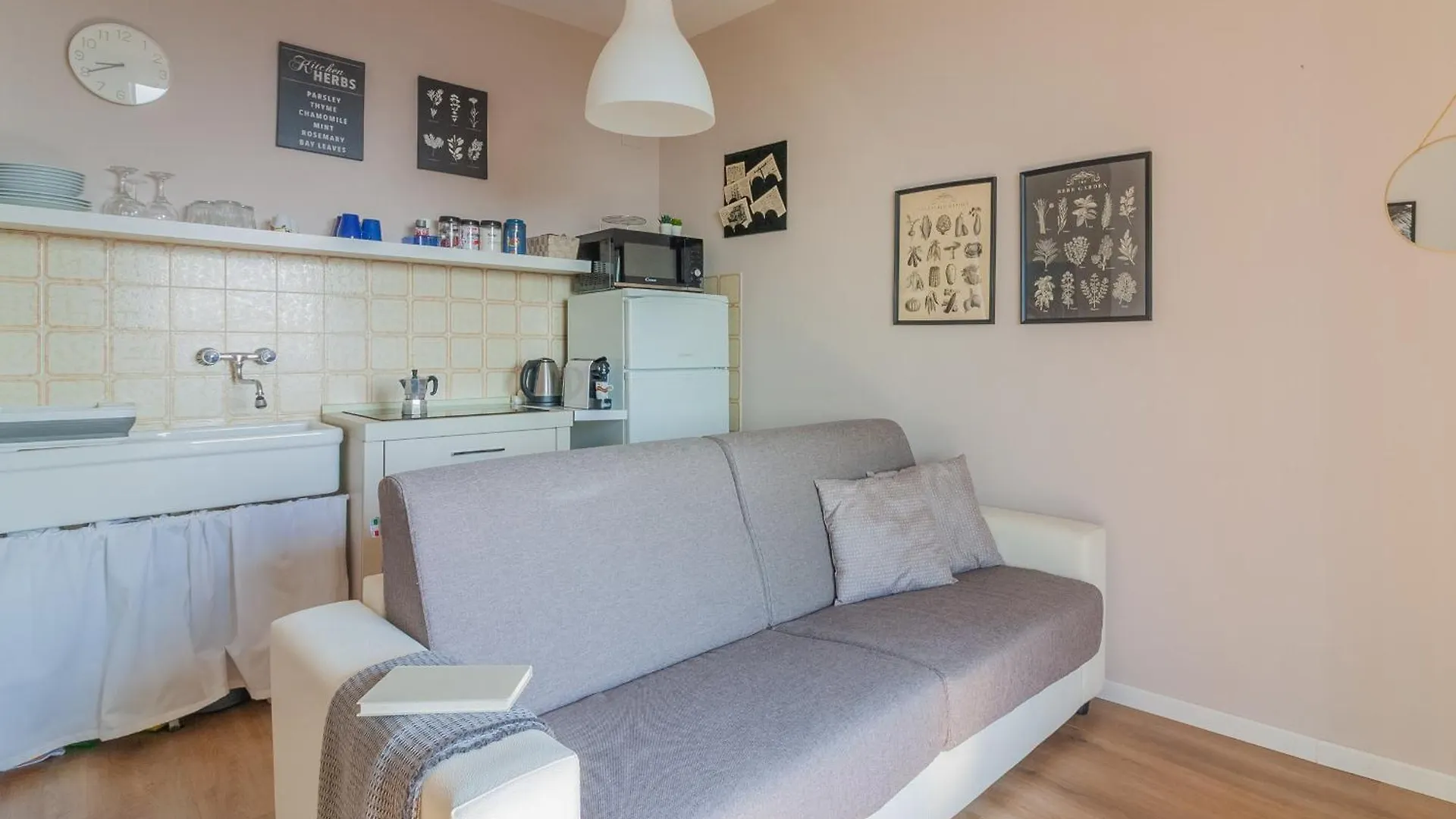 Daire Roberta S Home Perledo